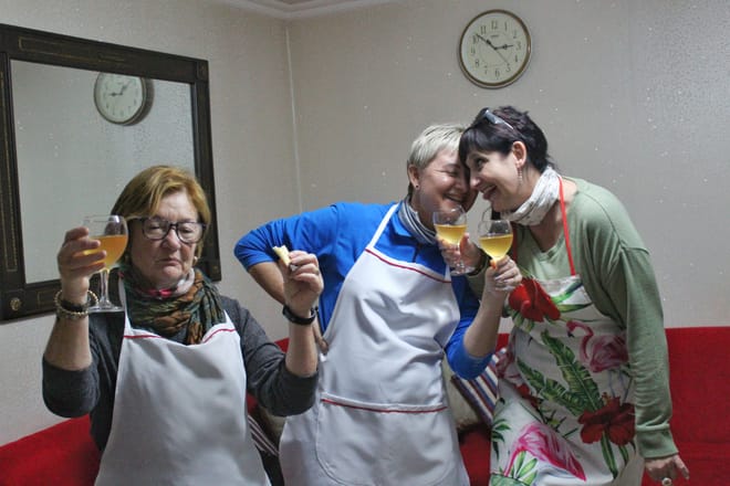 A Taste of Georgia: 3-Hour Food Tour in a Local Family 10