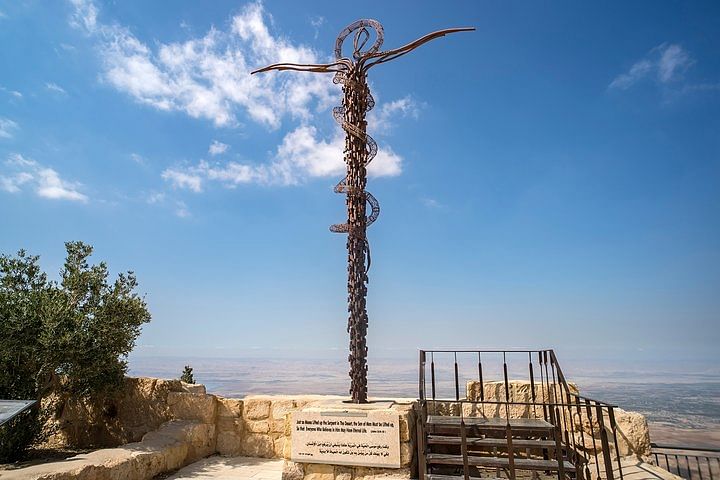 Private Tour of Jerash, Madaba & Mount Nebo from Dead Sea