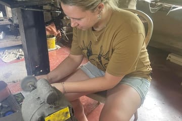 Traditional Jewelry Making Workshop in Galle, Sri Lanka
