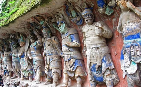 Chongqing Day Tour to Dazu Rock Carvings with Spanish Guide