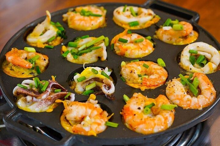 Super Niche Walking Street Food Tour in Ho Chi Minh City