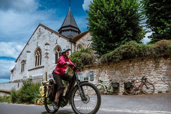 Electric bike rental in Paris