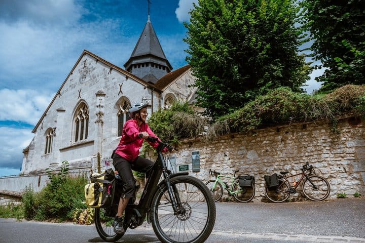 Electric bike rental in Paris 2