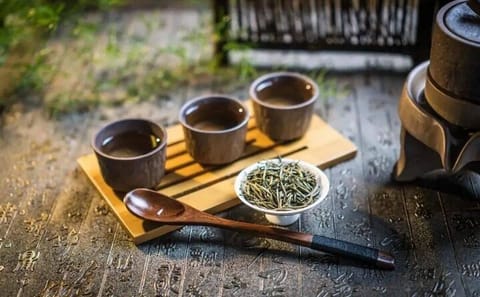 Beijing Tea Ceremony and Shopping Tour at Local Markets