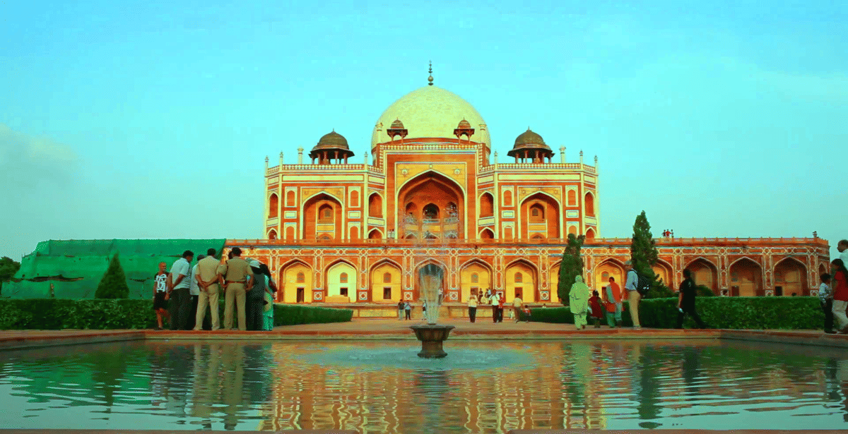 Full Day City Tour of Delhi By Air-Condition Vehicle.