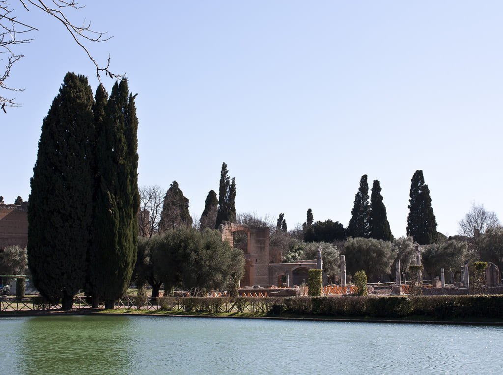 Small-Group Tour of Hadrian's Villa and Villa d'Este from Rome 8