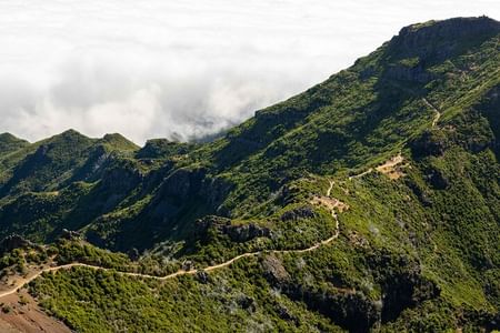 Morning Transfer Self-Guided Hike Pico do Arieiro