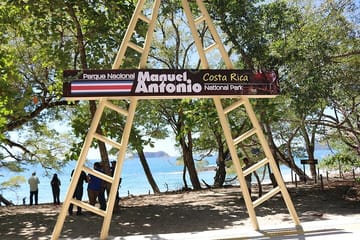 Full-Day Guided Tour of Manuel Antonio National Park