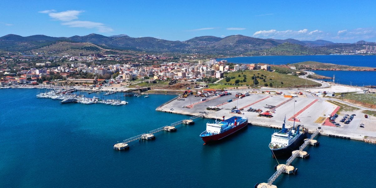 Private Transfer from Lavrio Port to Athens City 3