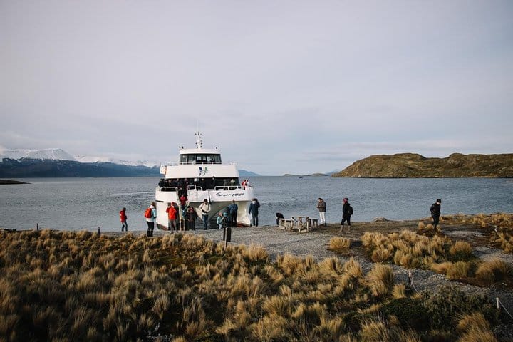 Beagle Channel Navigation with trekking at the Bridges Islands 6