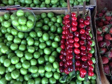 Bazar Tour – A Culinary Adventure Through Tbilisi’s Dezerter’s Bazaar