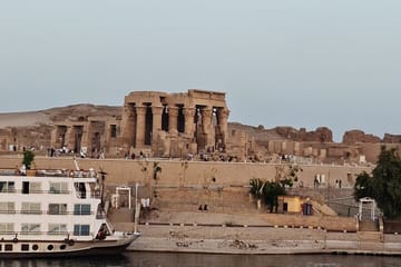 Aswan to Luxor Guided Tour with Kom Ombo Temple Visit