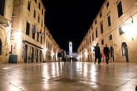 Stradun street at night