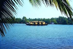 Short look Kerala Tour with Private Houseboat and Transportation 