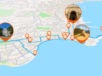Full circuit: From the old Genoese town to the Place d'Austerlitz (Le Casone).