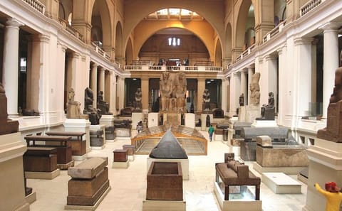 Private Day Trip to Cairo and Giza from Hurghada