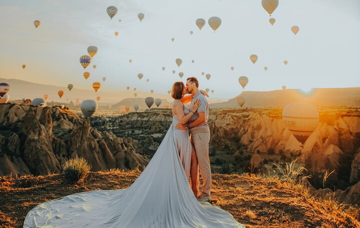 Cappadocia Photoshooting Experience with Hot Air Balloons