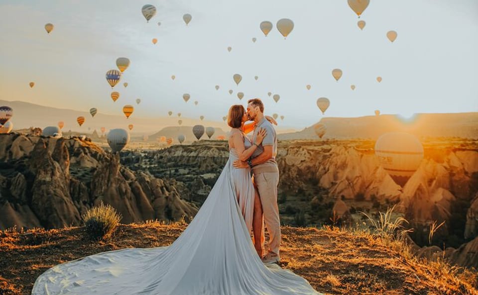 Cappadocia Hot Air Balloon Photoshoot Experience in Göreme