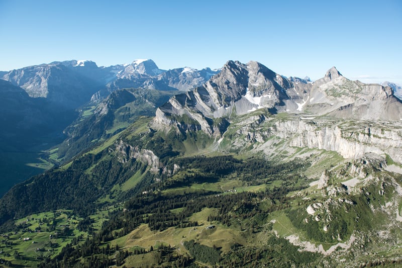 Do alto de Braunwald, a vista para o Tödi, o pico mais alto do Glarnerland.