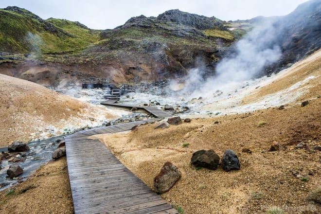 PRIVATE Reykjanes UNESCO Geopark & Blue Lagoon (Premium Admission Included) photo 2