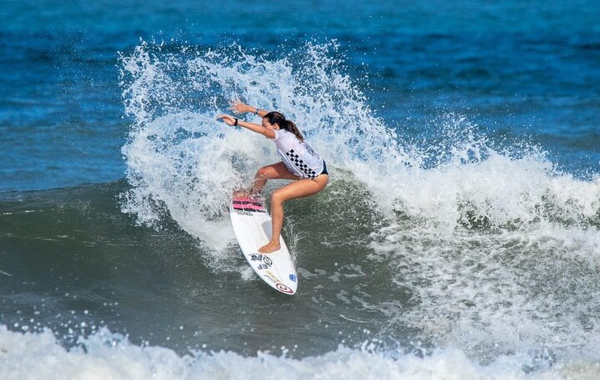 Private Full-Day Surf & Wine Tour at Casa del Bosque