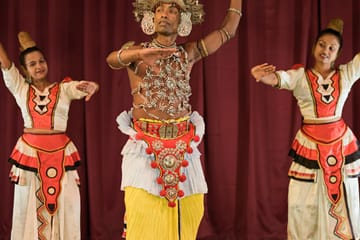 Four-Day Adventure Tour of Colombo and Kandy, Sri Lanka