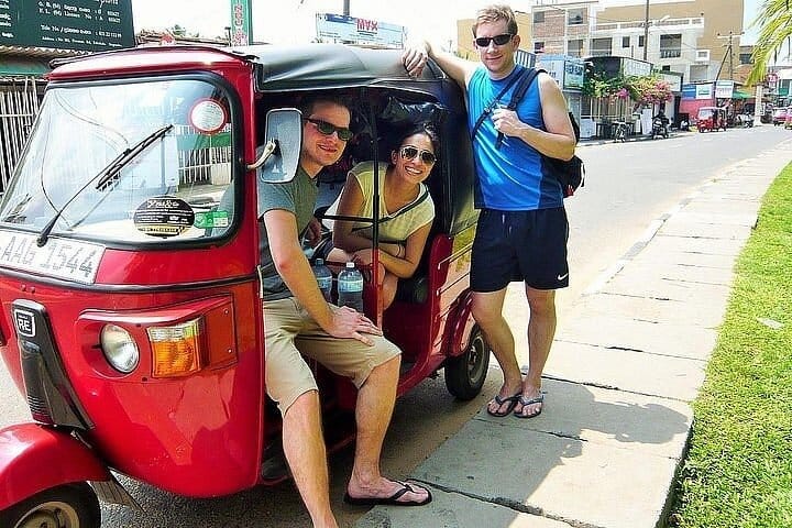 Colombo City Tour By Tuk Tuk