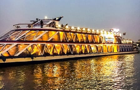 Cairo Nile Dinner Cruise with Live Entertainment and Buffet