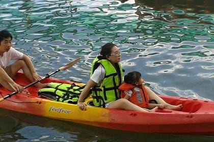 Krabi kayak at Ao Thalane