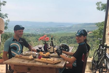 E-bike Tour in Valpolicella with Exclusive Amarone Wine Tasting