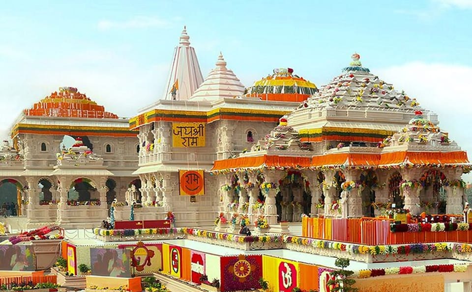 Cultural Day Tour from Lucknow to Ayodhya Landmarks