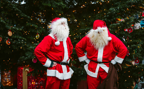 Icelandic Christmas Advent Tour in Reykjavík and Hafnarfjörður