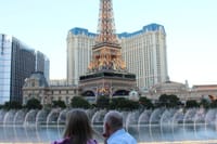 1.5-Hour Las Vegas Strip Limo Tour with Champagne and Photographs 2