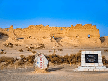 Dunhuang: Private Day Tour to Jade Gate&Han Great Wall
