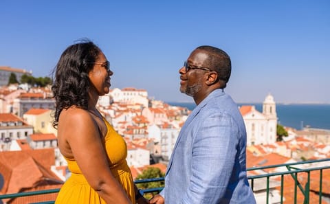 Private Photography Session in Iconic Porto Landmarks