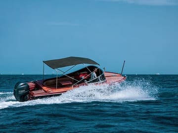 Private Speedboat Adventure with Hotel Transfer in Sharm El Sheikh