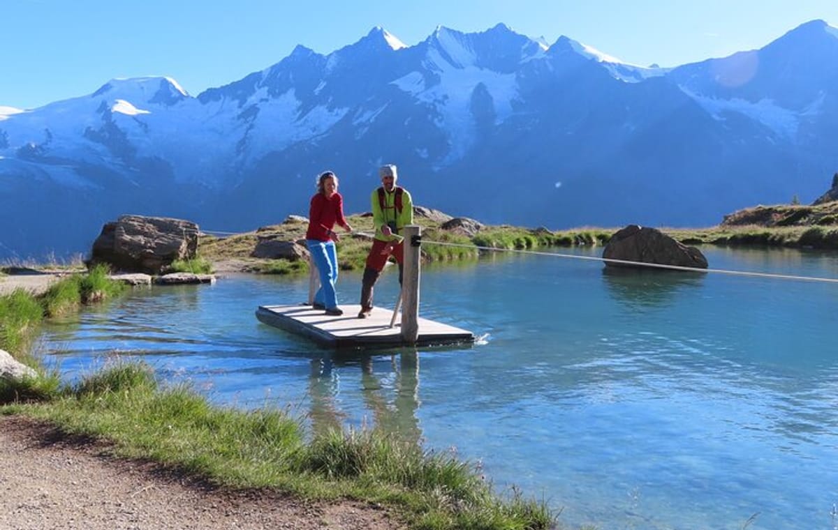 4 Day Trekking Tour Swiss Magic Through the Alps