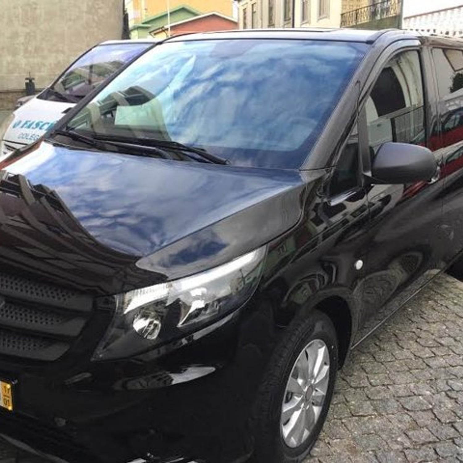 Transfer privado Porto–Douro com paragens