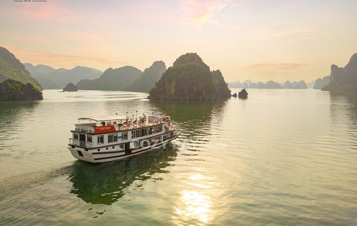 Cozy Bay Cruises – Best Boutique Cruise in Halong Bay 2D/1N Tour