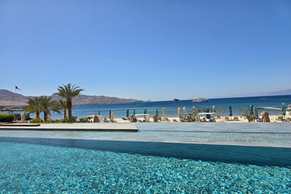 Private Full Day Tour to Aqaba Red Sea from Wadi Rum