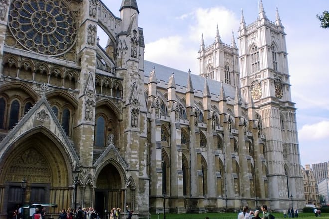 London Full Day Private Walking Tour with a Professional Guide 8
