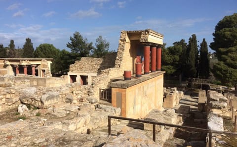 Wheelchair Accessible Tour of Knossos Palace and Heraklion