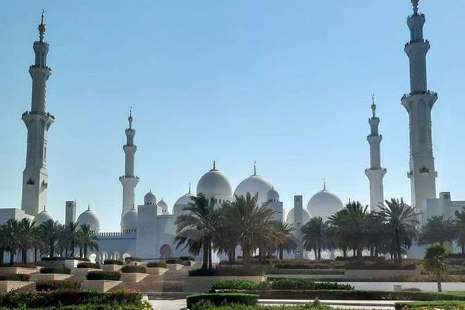 Sheikh Zayed Grand Mosque Abu Dhabi ! Private Tour from Dubai photo 4