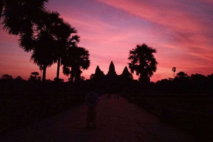 Private One Day Tour with Sunrise at Angkor Wat 10