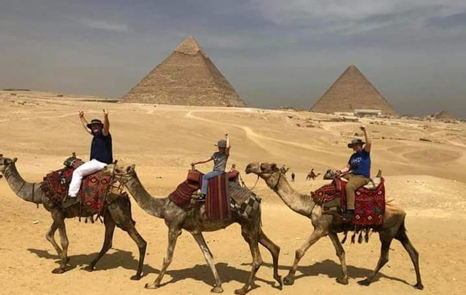 Cairo Layover Tour: Giza Pyramids, Sphinx & Coptic Cairo