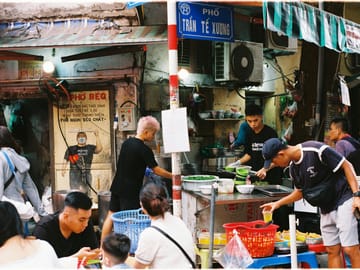 Best-Selling Hanoi Old Quarter Street Food Walking Tour – Small Group