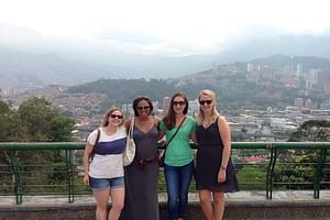 Medellin City Tour Including barrios and food tasting