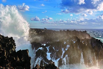 Nusa Dua Tour: Waterblow Beach, Spa, and Sunset Experience