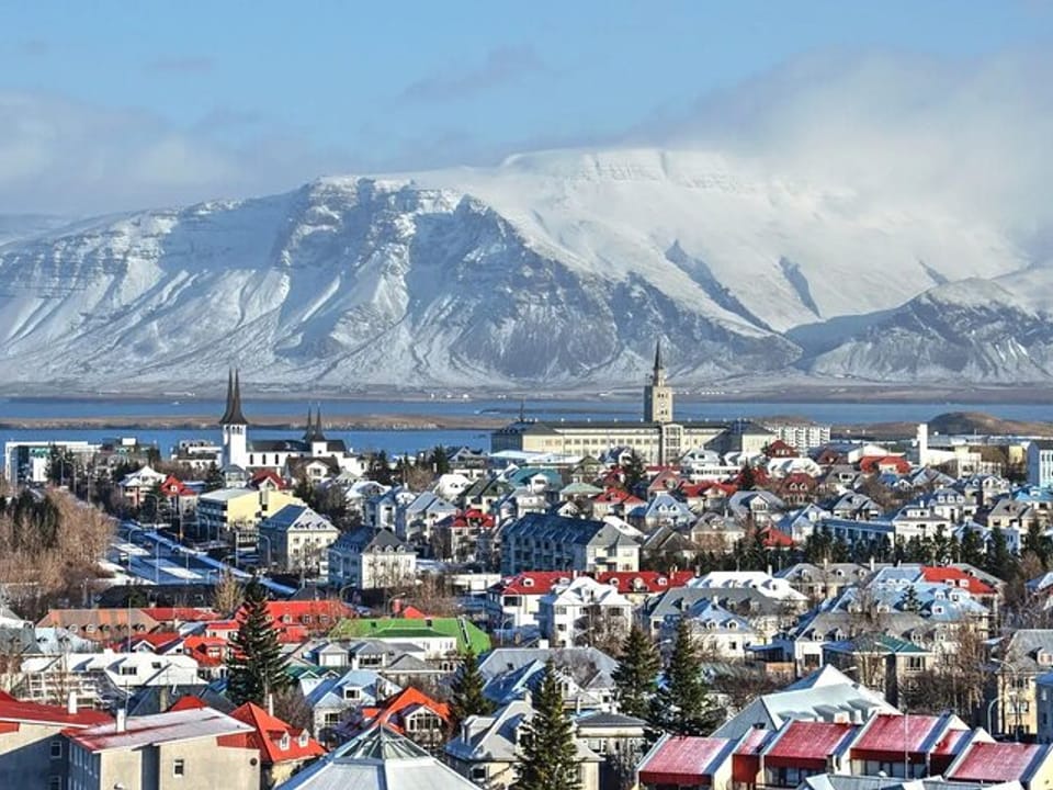 4 Hours Private Guided Tour in Reykjavík — Protour.is