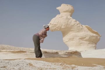 Two-Day Private Tour of Black and White Desert from Cairo
